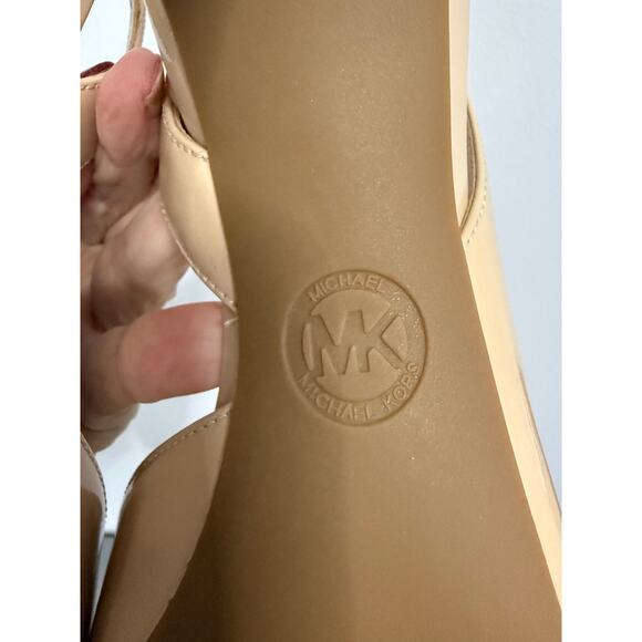 Michael Kors Alina Flex Sling Pump Pointy Toe Patent Leather Light Blush S 6.5 - Picture 9 of 10